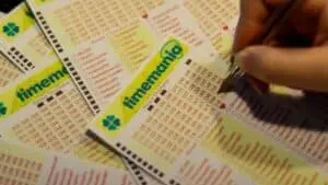 Último resultado Timemania 2428 com números revelados pelas Loterias Caixa em sorteio ao vivo