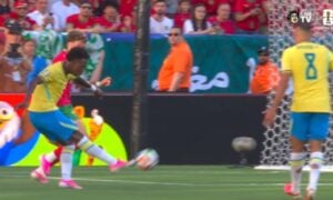 Vinicius Jr empata para o Brasil