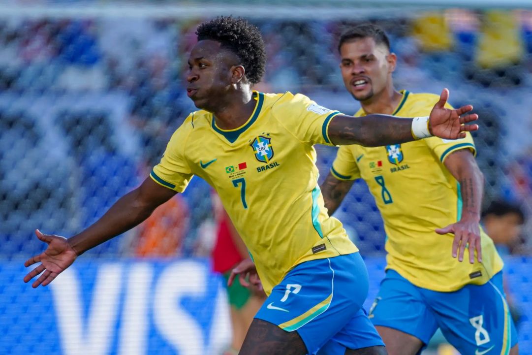 Vinicius Júnior e Bruno Guimarães