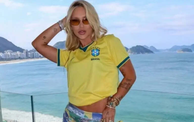 Virginia Fonseca krijgt te maken met hevige kritiek bij haar debuut als Globo-verslaggever op het WK