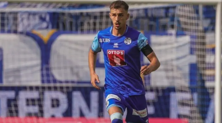 Adrian Bajrami - @adrianbajrami._
