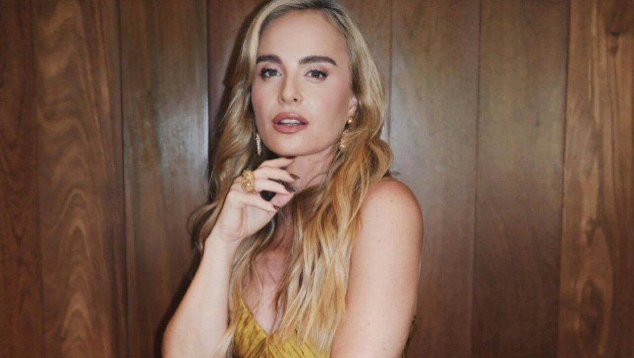 Angélica - @angelicaksy