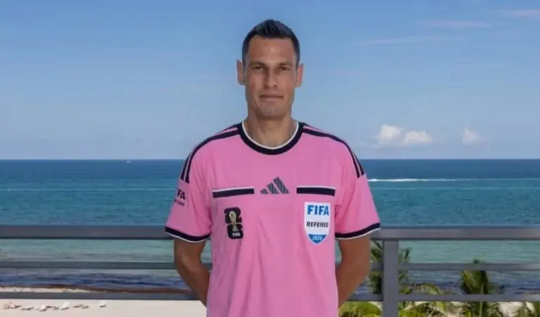 Árbitro italiano Maurizio Mariani - Divulgação/FIFA