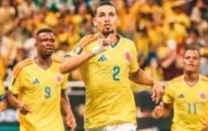 Daniel Muñoz brilha na Copa do Mundo pela Colômbia após frustrar gigantes Palmeiras e Flamengo