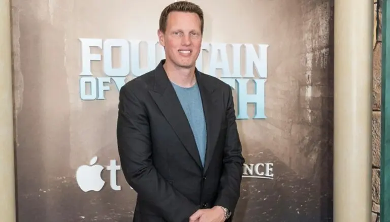 David Ellison - lev radin / Shutterstock.com