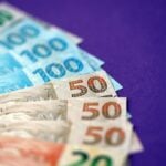 Estimativa de R$ 1.741 para salário mínimo de 2027: veja efeitos em INSS e PIS