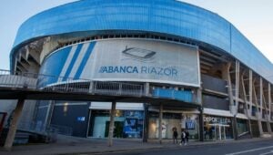 Estádio Riazor recebe reparos urgentes 72 horas antes de Espanha x Iraque