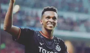 Jô compartilha detalhes sobre prisões, festas de Ronaldinho e desafios com álcool após a carreira
