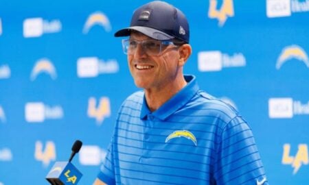 Jim Harbaugh - Divulgação/ Fifa