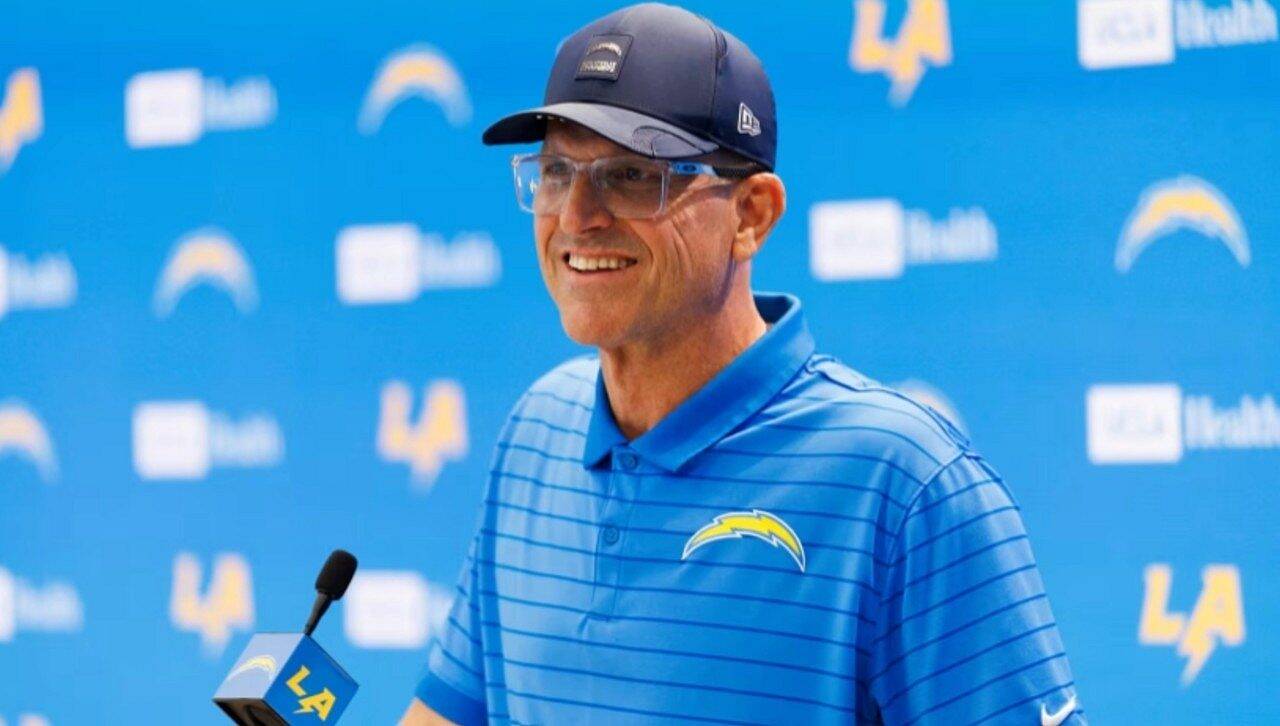 Jim Harbaugh - Divulgação/ Fifa