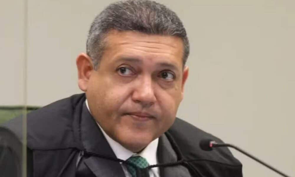 Ο υπουργός Kassio Nunes Marques ανέστειλε την έρευνα της AtlasIntel που έδειξε την πτώση του Flávio Bolsonaro