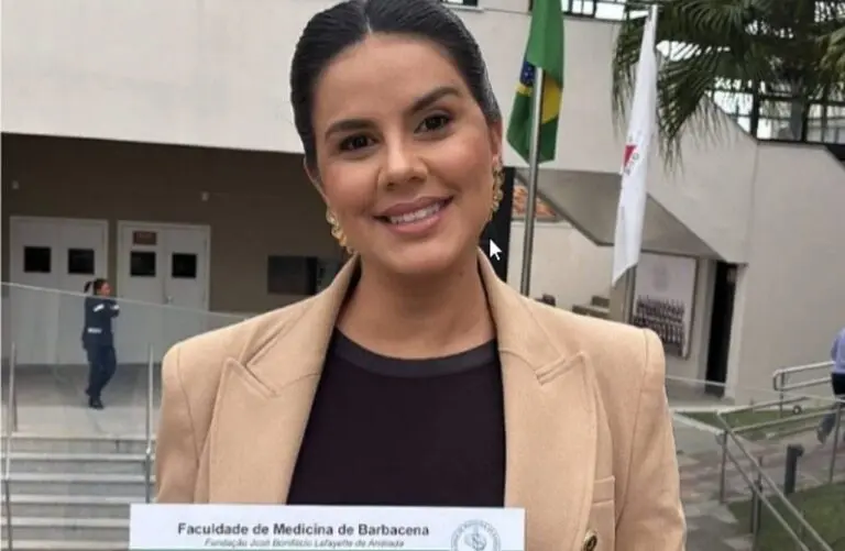 Leticia de Morais Vasconcelos Rodrigue - rede social