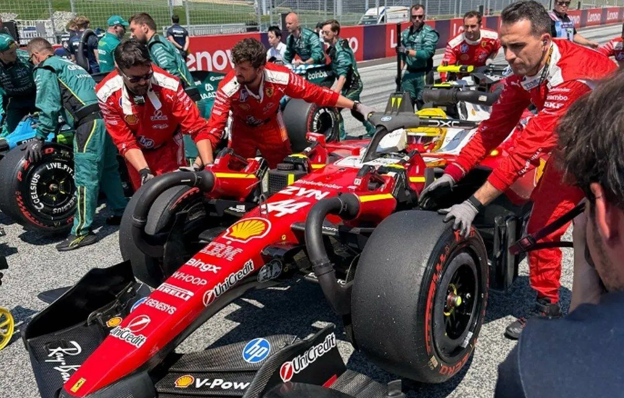 Lewis Hamilton - X.com/ Ferrari