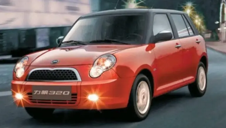 Lifan 320 - Divulgação/LIFAN