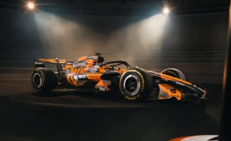 McLaren F1 - X.com/ McLaren