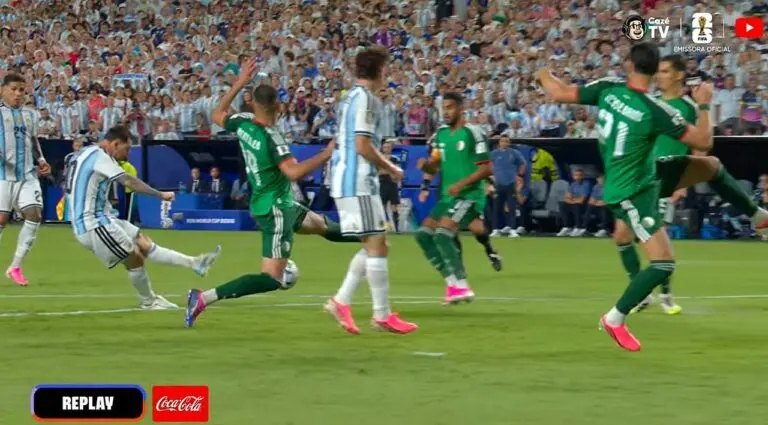 Messi hat-trick - CazéTV