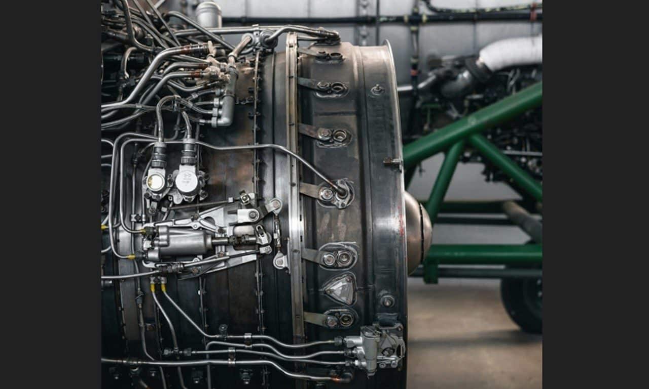 AI Data Centers Gain Power with Boeing 767 Engines Refurbished by ...