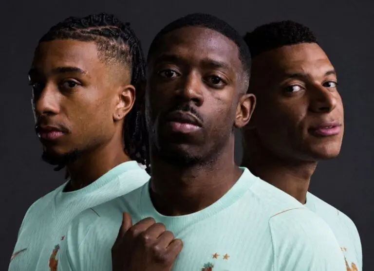 Olise, Dembélé e Mbappé - X.com/ França