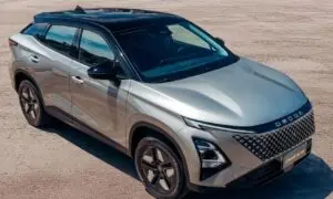 Alto custo de manutenção do Omoda 5 HEV desfavorece SUV chinês contra Toyota Corolla Cross e GAC GS4
