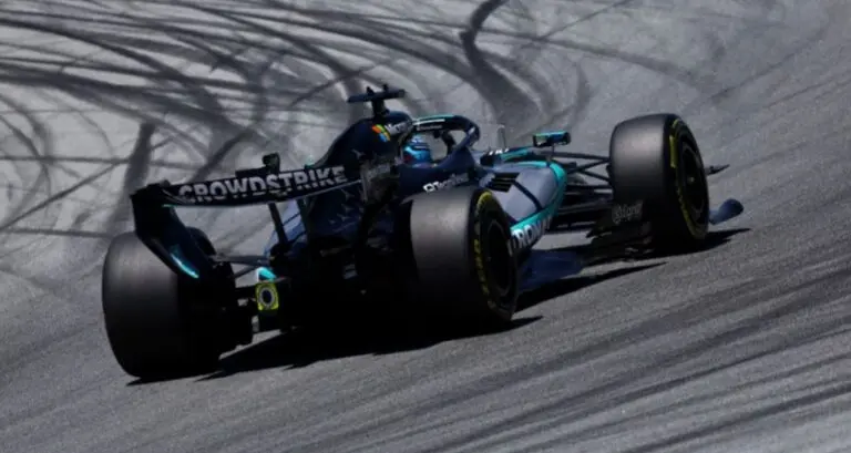 Russell - F1