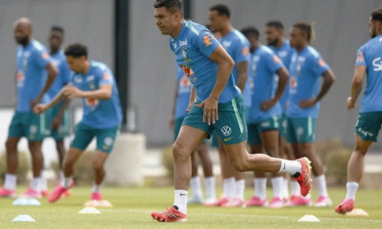 Seleção brasileira, treino, chuteiras rosas - Rafael Ribeiro/CBF