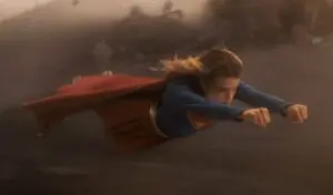 El jefe de DC Studios reafirma su confianza en los planes futuros de ‘Supergirl’ a pesar de una taquilla inicial menor de lo esperado