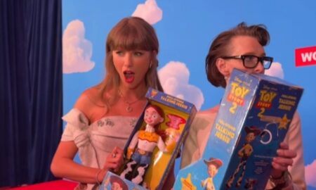 Taylor Swift na Premiere de Toy Story 5 - Instagram