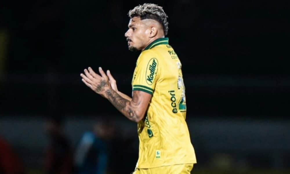 Sport quer Tiquinho Soares após saída do Santos e estuda contrato por produtividade