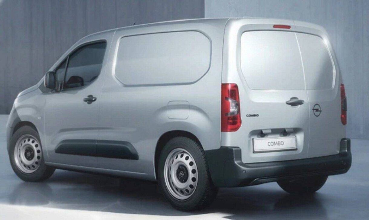 Parte trasera del Opel Combo Start - Divulgaci&oacute;n