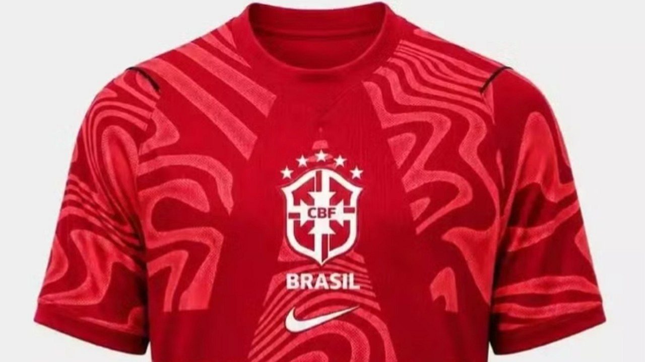 Uniforme vermelho Brasil - Foto: Reprodução / Fifa