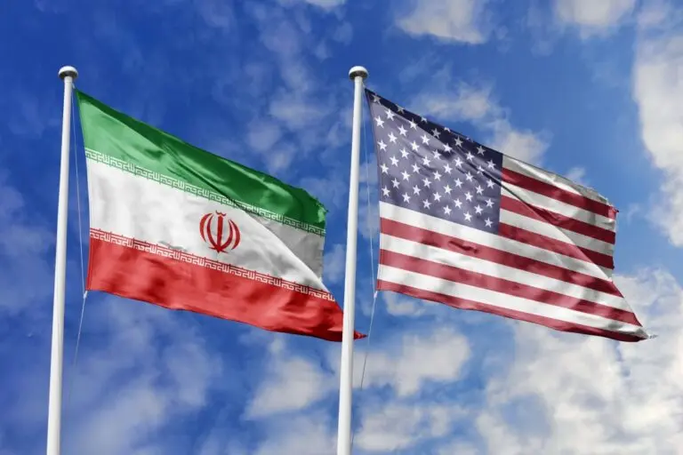 Bandeira dos Estados Unidos e Irã