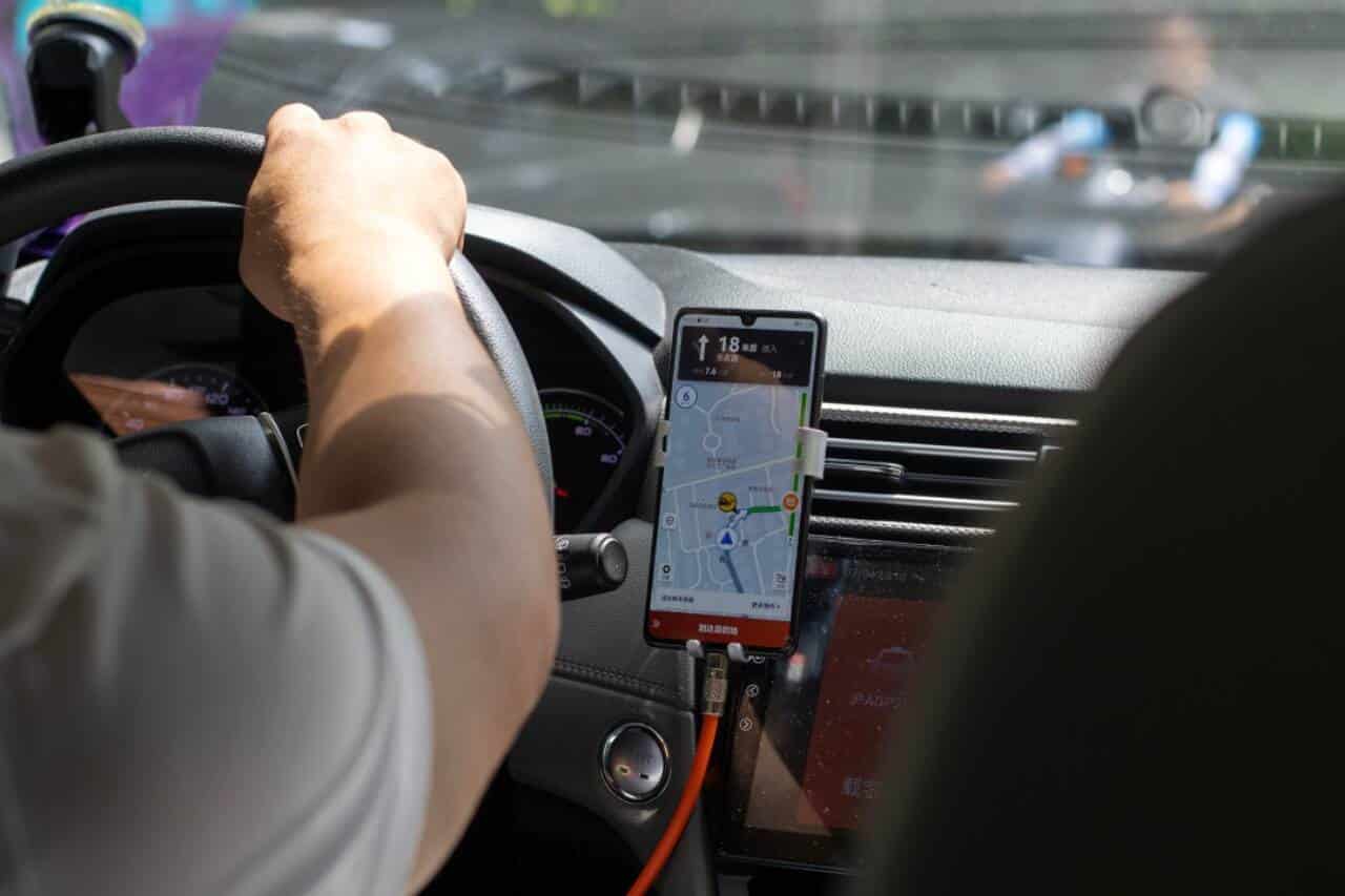 Carro de aplicativo, direção