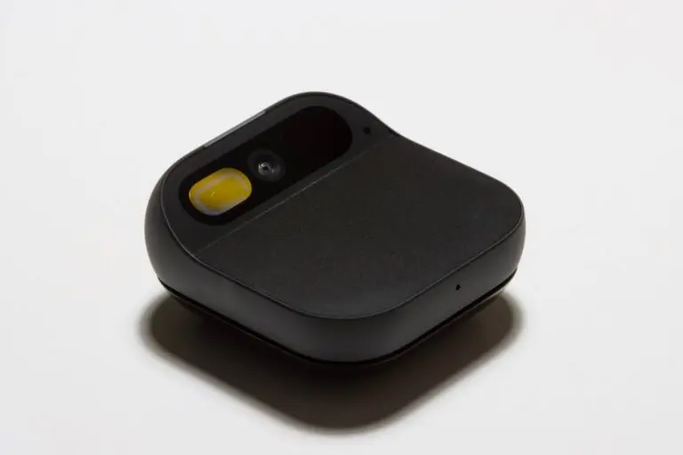 IA Pin
