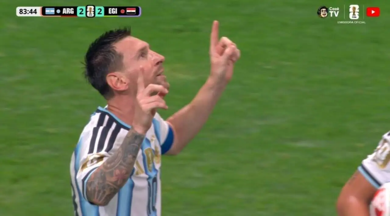 Messi empata para Argentina com golaço