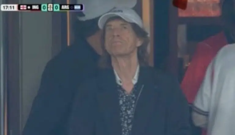 Mick Jagger no jogo da Argentina x Inglaterra