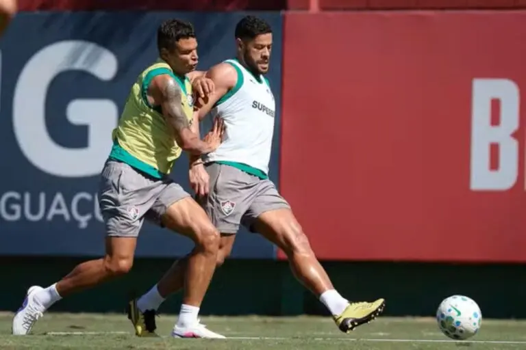Thiago Silva e Hulk