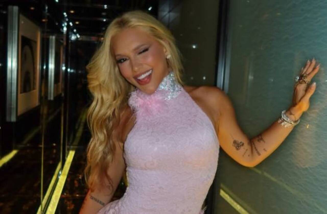 Virginia Fonseca na Itália