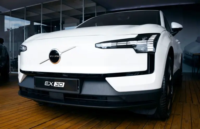 Volvo EX30