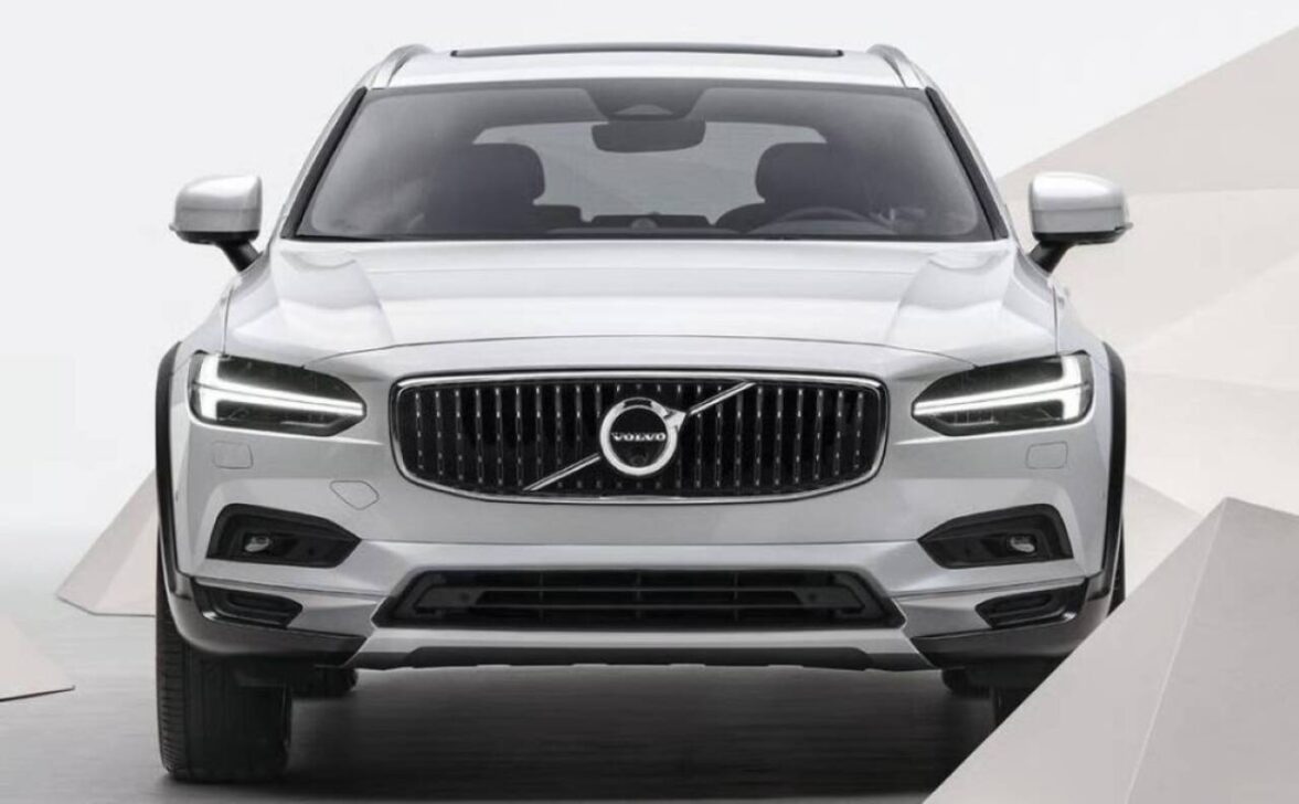 Volvo V90 Cross Country