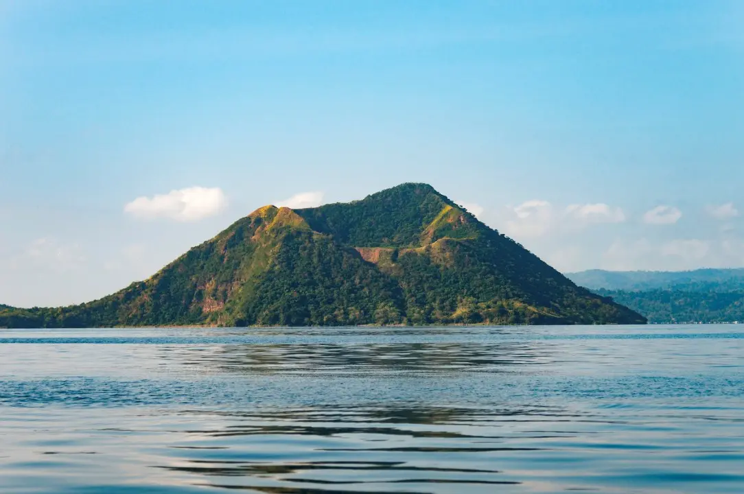 Vulcão de Taal em Luzon Batangas Filipinas