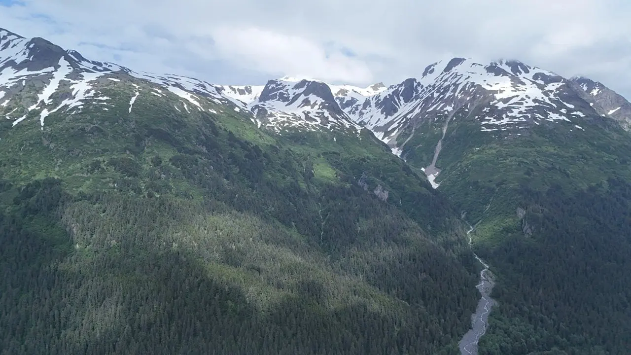 Alaska - Peter Beke/ Shutterstock.com