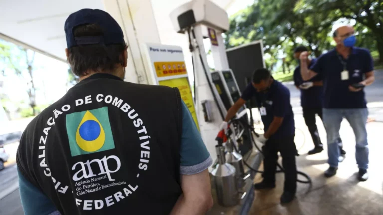 Desde março, ANP realizou mais de 3,3 mil ações de fiscalização com foco em preços abusivos