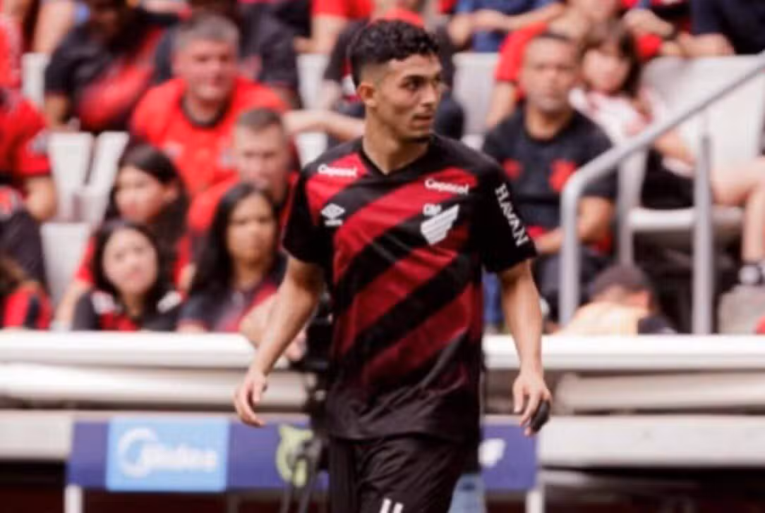 Arthur Dias - Instagram