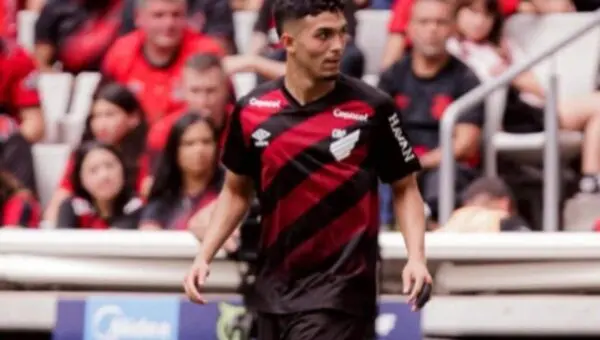 Arthur Dias - Instagram