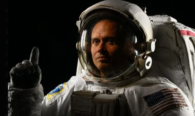 Astronauta Anil Menon - X/astro_anil