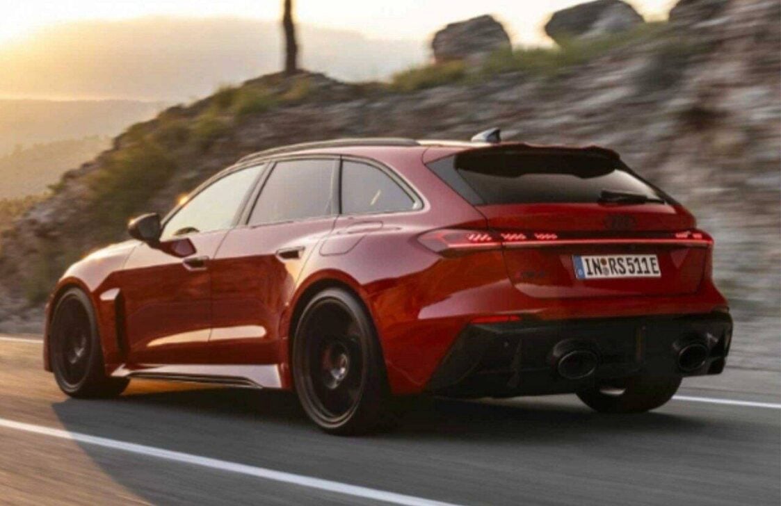 Audi RS5 Avant - 揭露