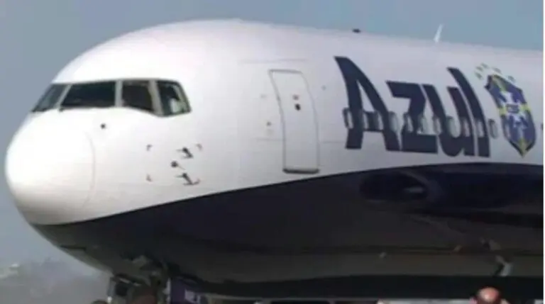 Avião da CBF