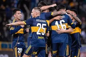 Boca Juniors supera Athletico-PR em amistoso na Argentina com golaço espetacular