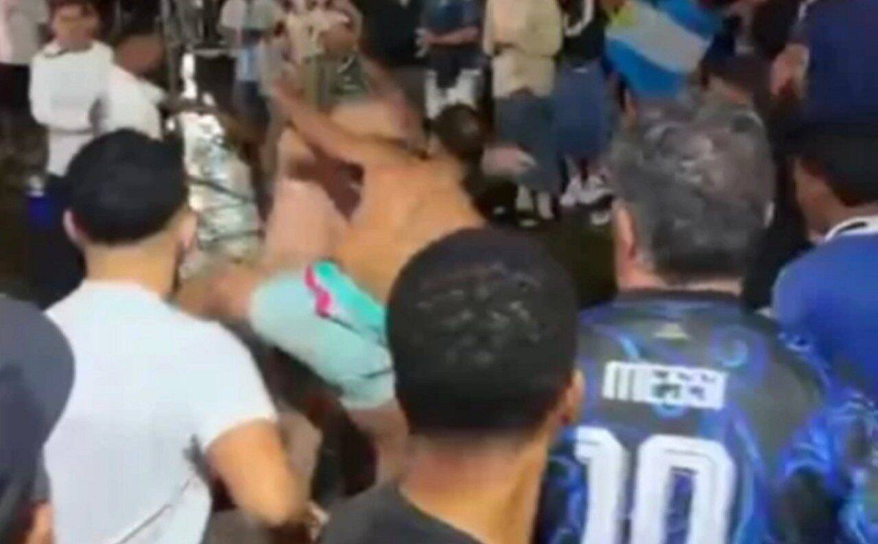 Conflitos e acusações de racismo após derrota da Argentina na Copa do Mundo agitam Búzios e Rio de Janeiro