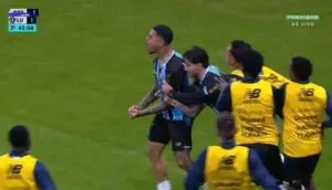Diego Caito marca golaço e empata o clássico entre Grêmio x Fluminense no Brasileirão 2026